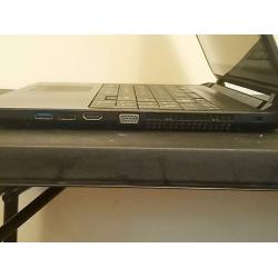 Toshiba Satellite C55t-B5349 Touchscreen Laptop i3 4GB RAM 500GB HDD