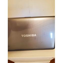 Toshiba Satellite L855 Notebook 15.6 Inch 4GB i3 Bad Battery