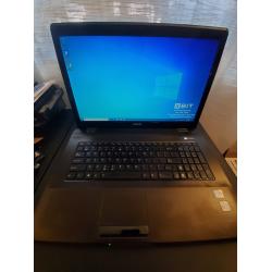 Asus K72F 17" Notebook Windows 10 Home 500GB/8GB