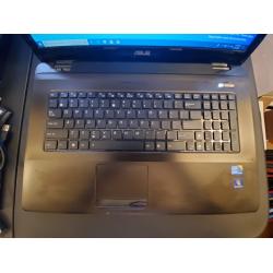 Asus K72F 17" Notebook Windows 10 Home 500GB/8GB