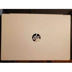 HP Pavilion 15-cs2079nr 15.6" Windows 10 Home 1TB/16GB